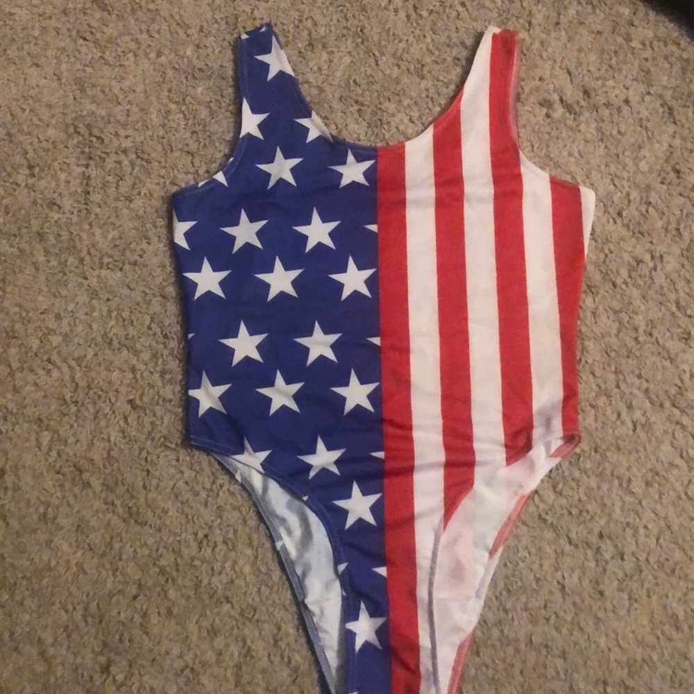 Bathing suit/leotard
